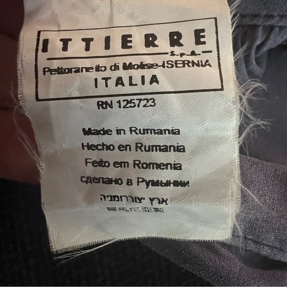 Just Cavalli Silk Long Sleeve Blouse Purple Size 42 5-Button Cuffs EUC - Picture 8 of 8